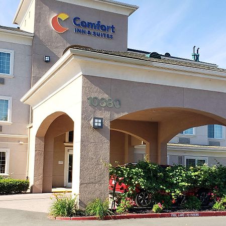 Comfort Inn & Suites Galt - Lodi North Ngoại thất bức ảnh