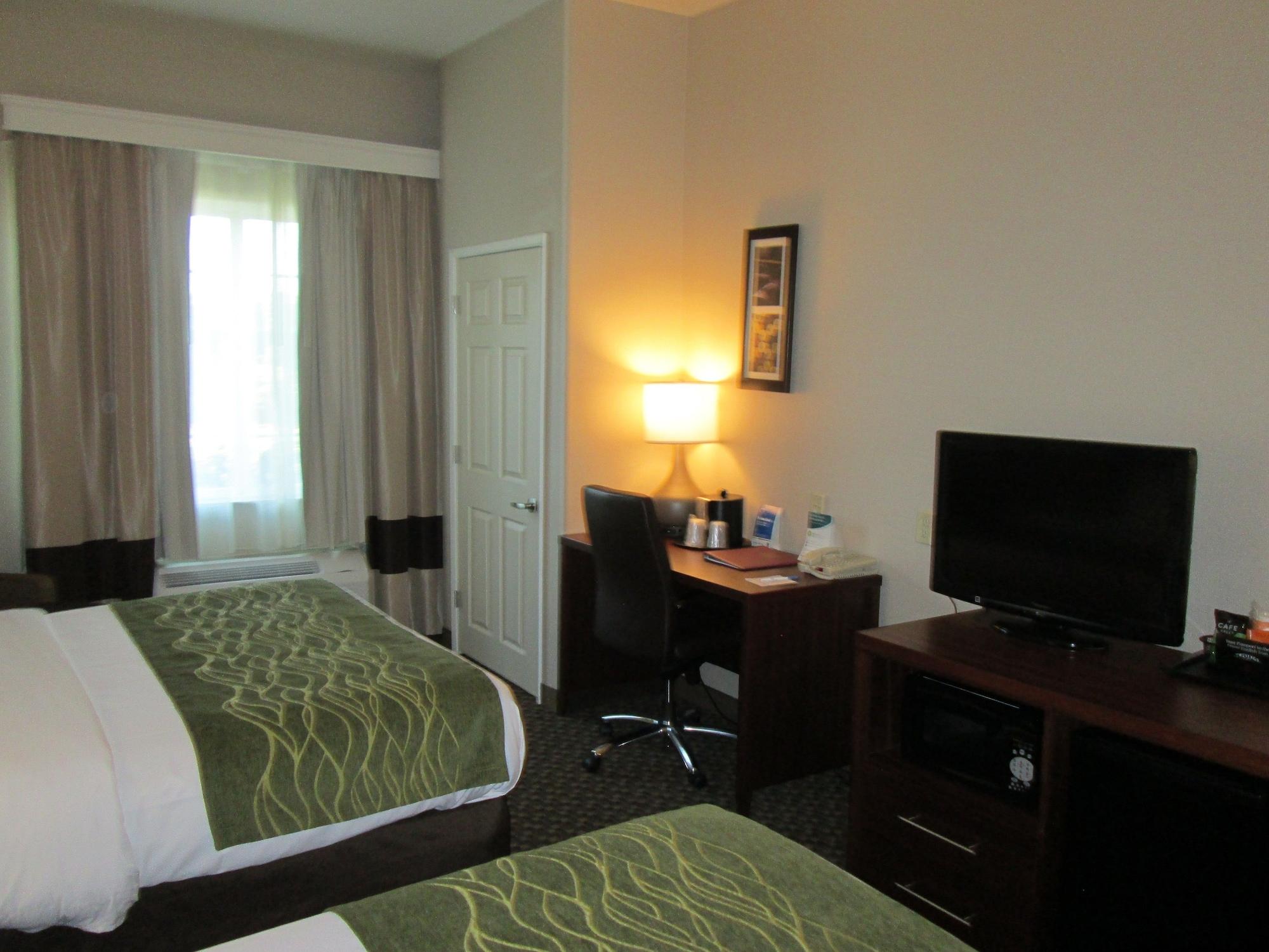 Comfort Inn & Suites Galt - Lodi North Ngoại thất bức ảnh