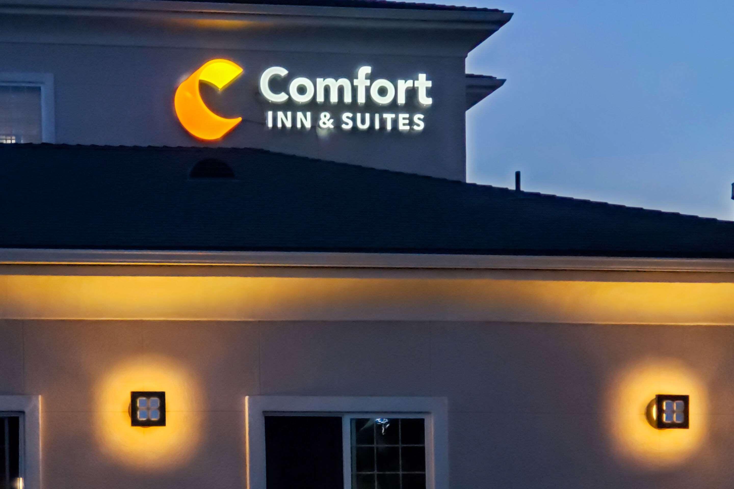 Comfort Inn & Suites Galt - Lodi North Ngoại thất bức ảnh