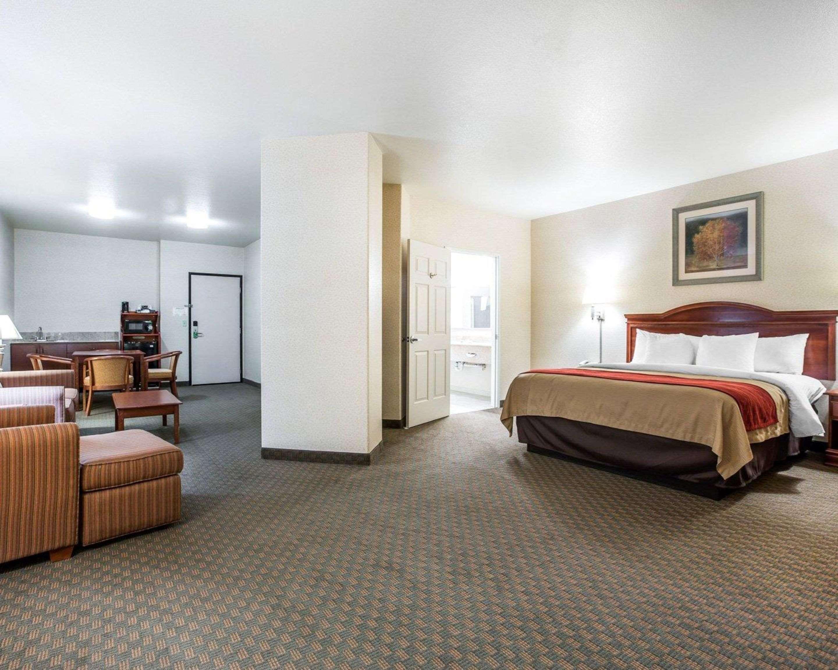 Comfort Inn & Suites Galt - Lodi North Ngoại thất bức ảnh