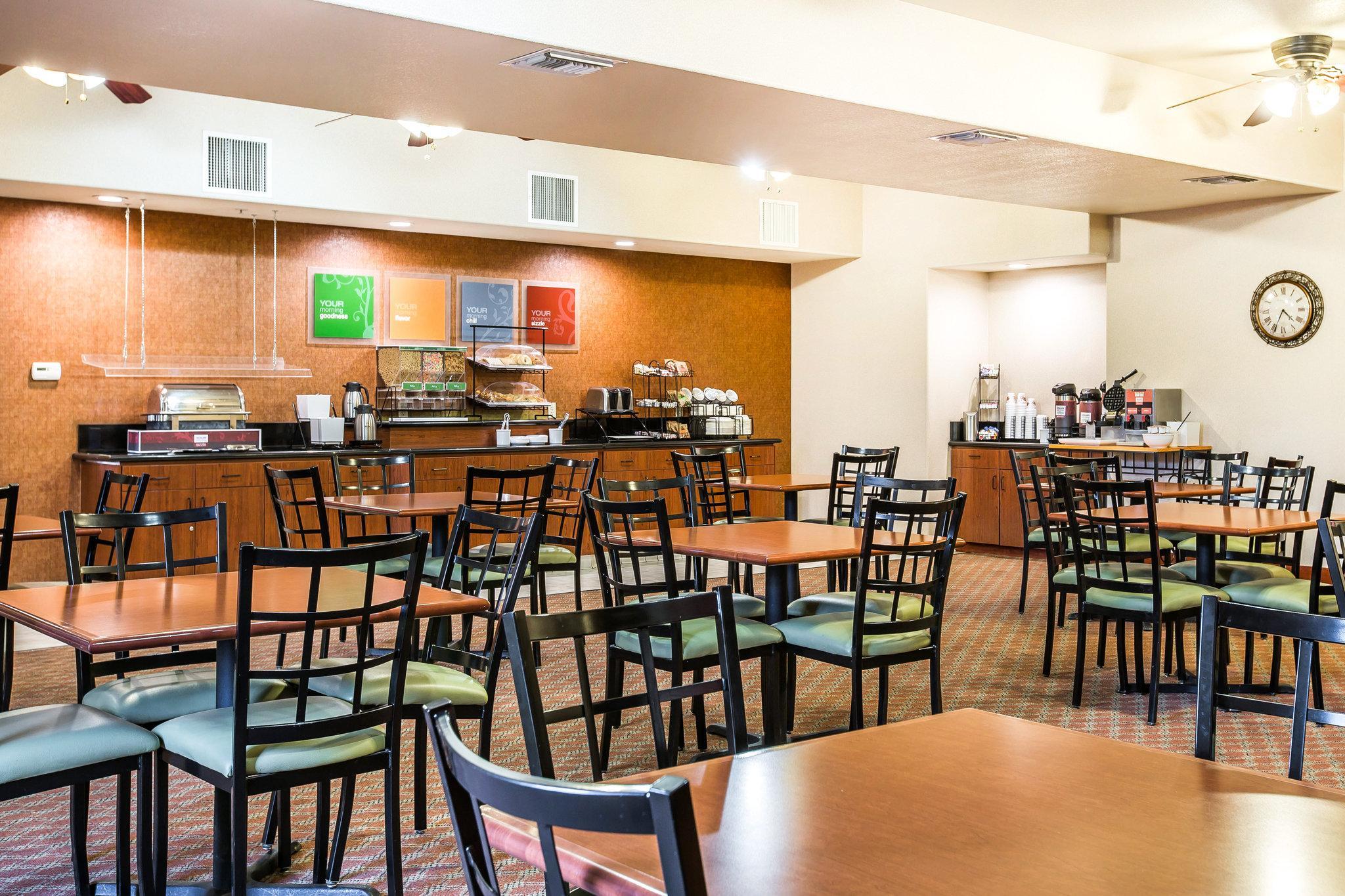 Comfort Inn & Suites Galt - Lodi North Ngoại thất bức ảnh
