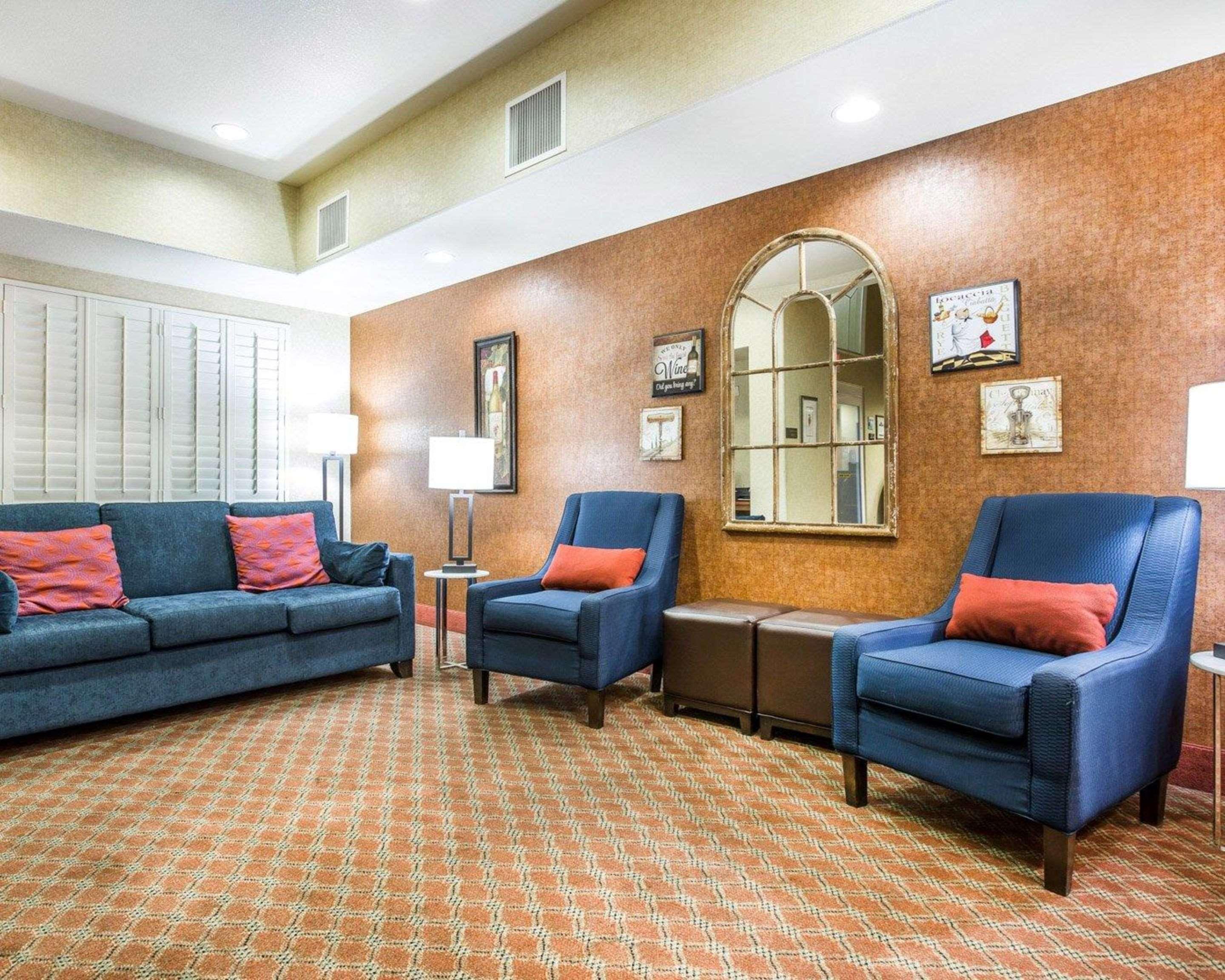 Comfort Inn & Suites Galt - Lodi North Ngoại thất bức ảnh